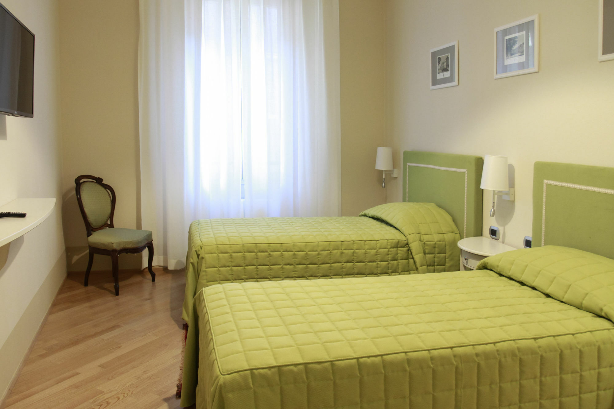 Casa Isolani Luxury Rooms Piazza Maggiore Bolonia Exterior foto